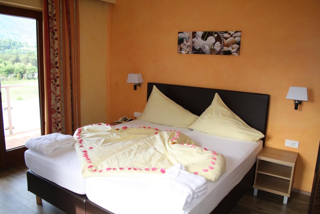 Vitalhotel Sonnblick Φίλλαχ Δωμάτιο φωτογραφία